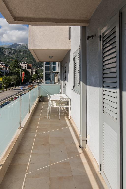 Appartement Flat Fortunella à Budva Extérieur photo