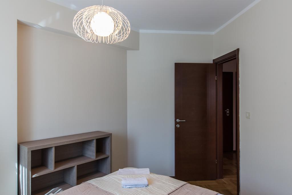 Appartement Flat Fortunella à Budva Extérieur photo